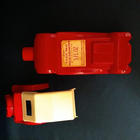 Lot of 2 Vintage Avon Car After Shave Bottles Empty - Picture 5 of 6
